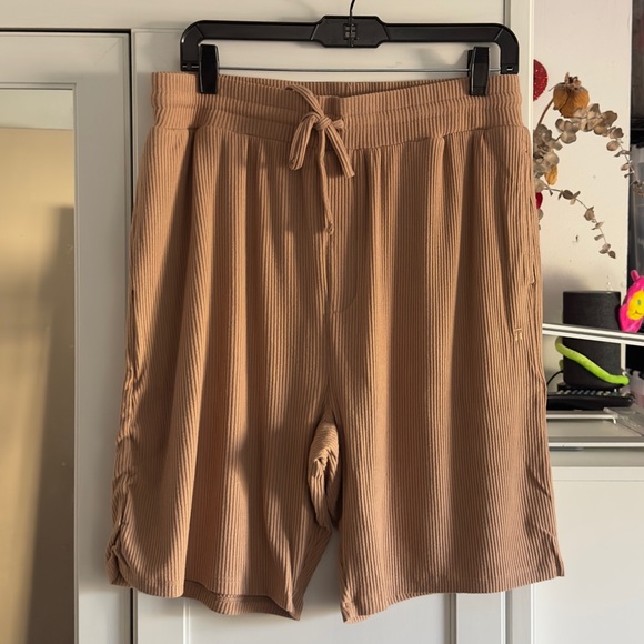 Zen Ribbed Lounge Short in Woodsmoke Men's Size Large - Picture 7 of 8